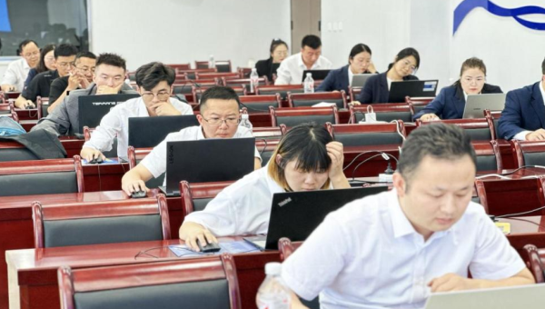 为贯彻落实习近平总书记关于工人阶级和工会工作的重要论述精神，积极响应“甘肃省百万职工劳动和技能竞赛”号召，深入推进甘肃省总工会和bevictor伟德官网工会关于“建功十四五·奋进新征程”主题系列活动，近日，由bevictor伟德官网